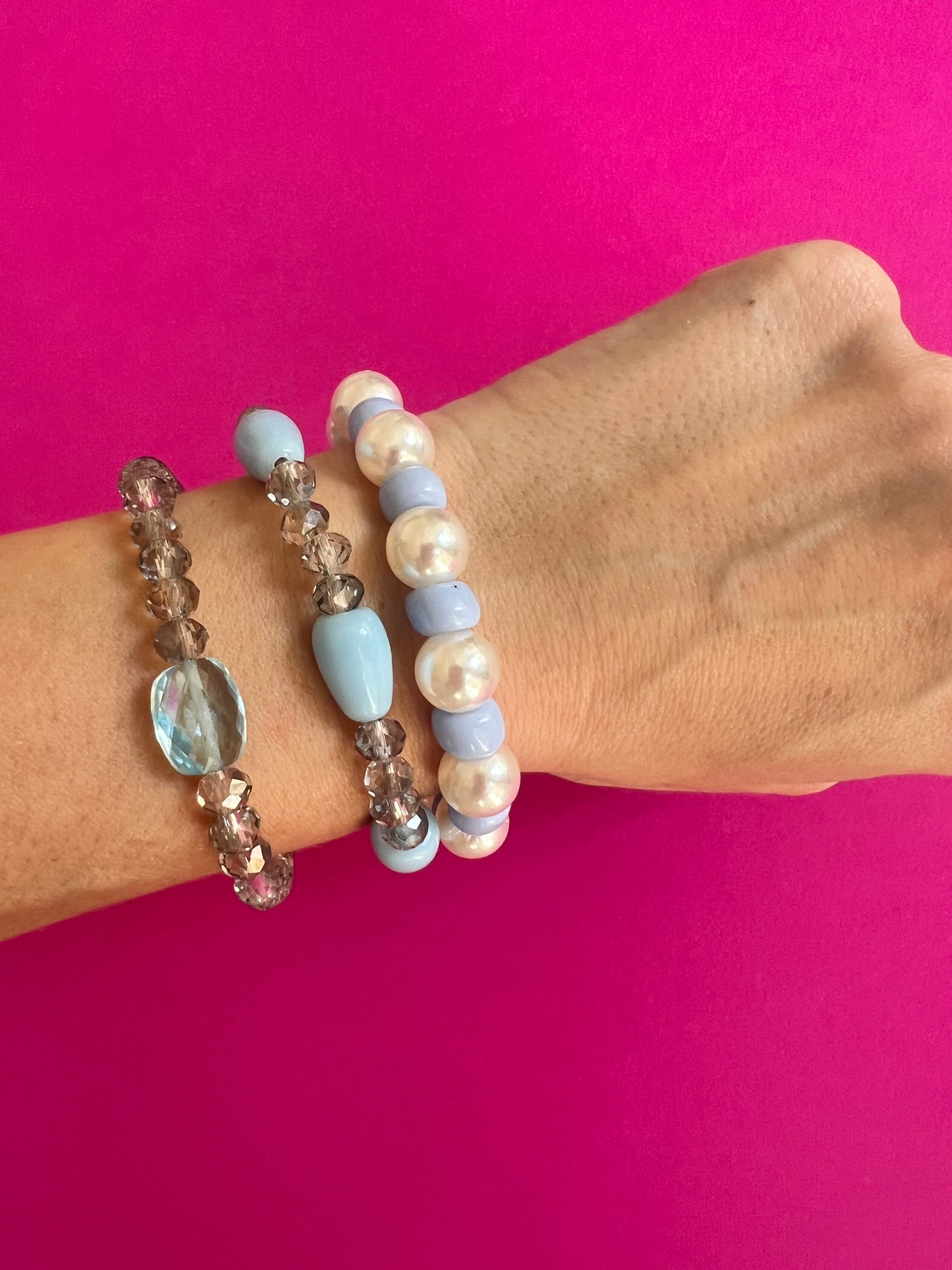 Bracelet en perle et rocaille de bohème bleu ciel
