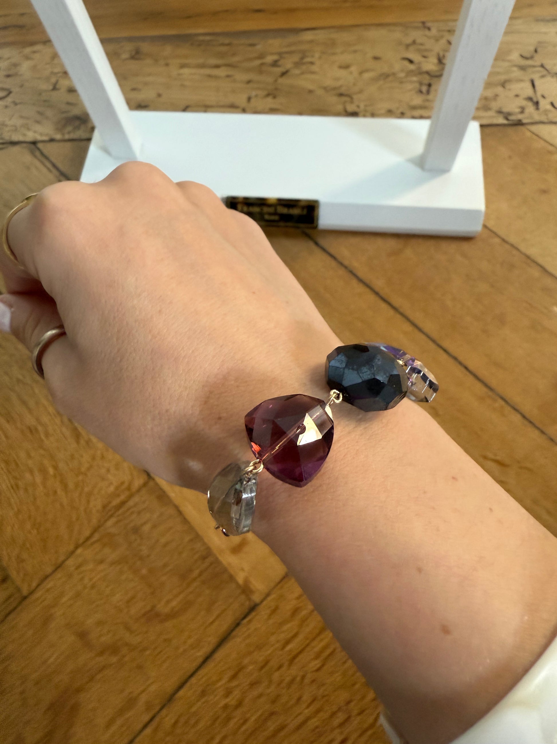 BRACELET FRANCINE BRAMLI: CHUTE D'ÉLÉMENTS EN CRISTAL