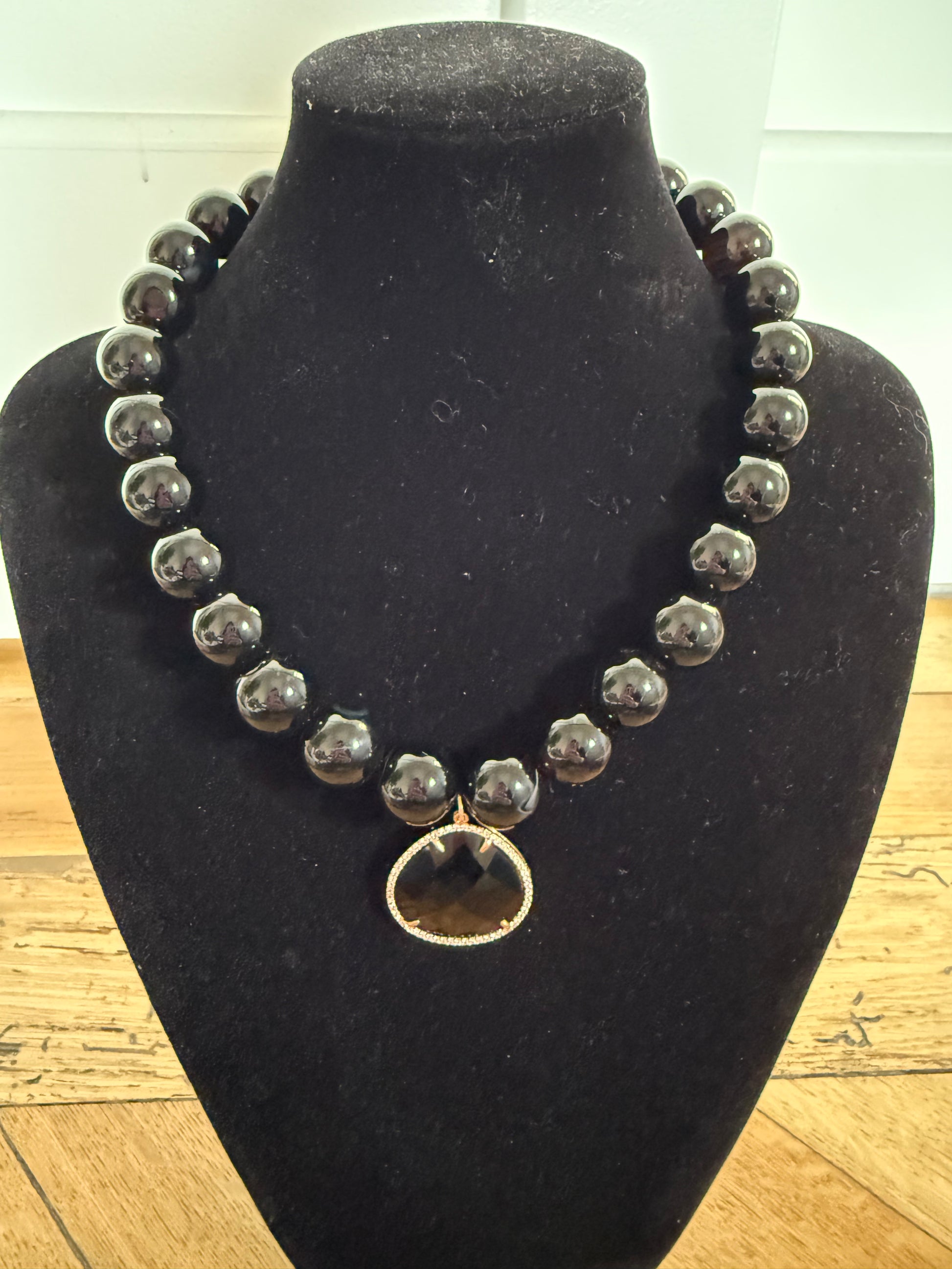 COLLIER FRANCINE BRAMLI: ONYX NOIR