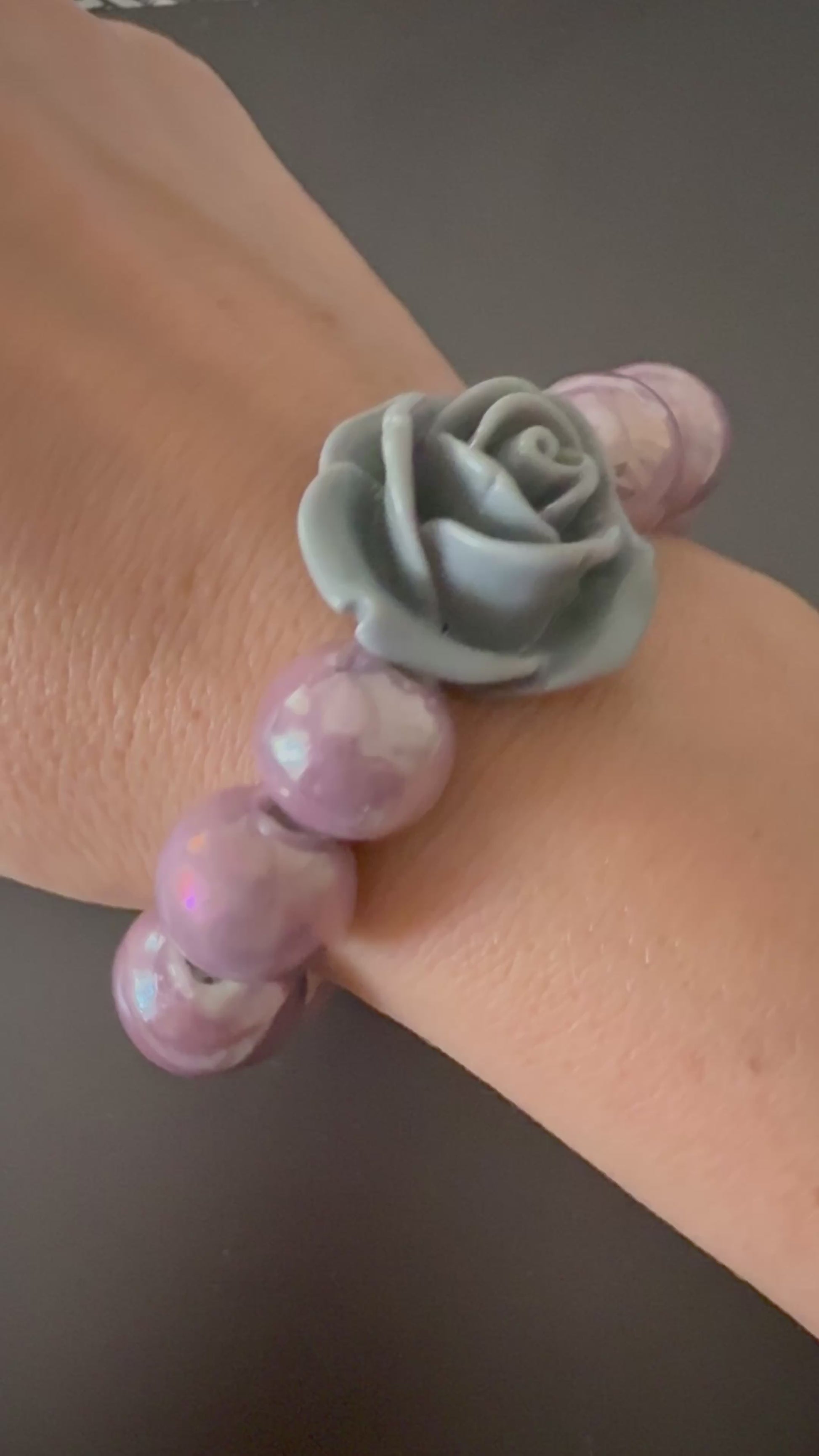 BRACELET BY GIGI: LE STEPHY LAVENDE ET FLEUR GRISE