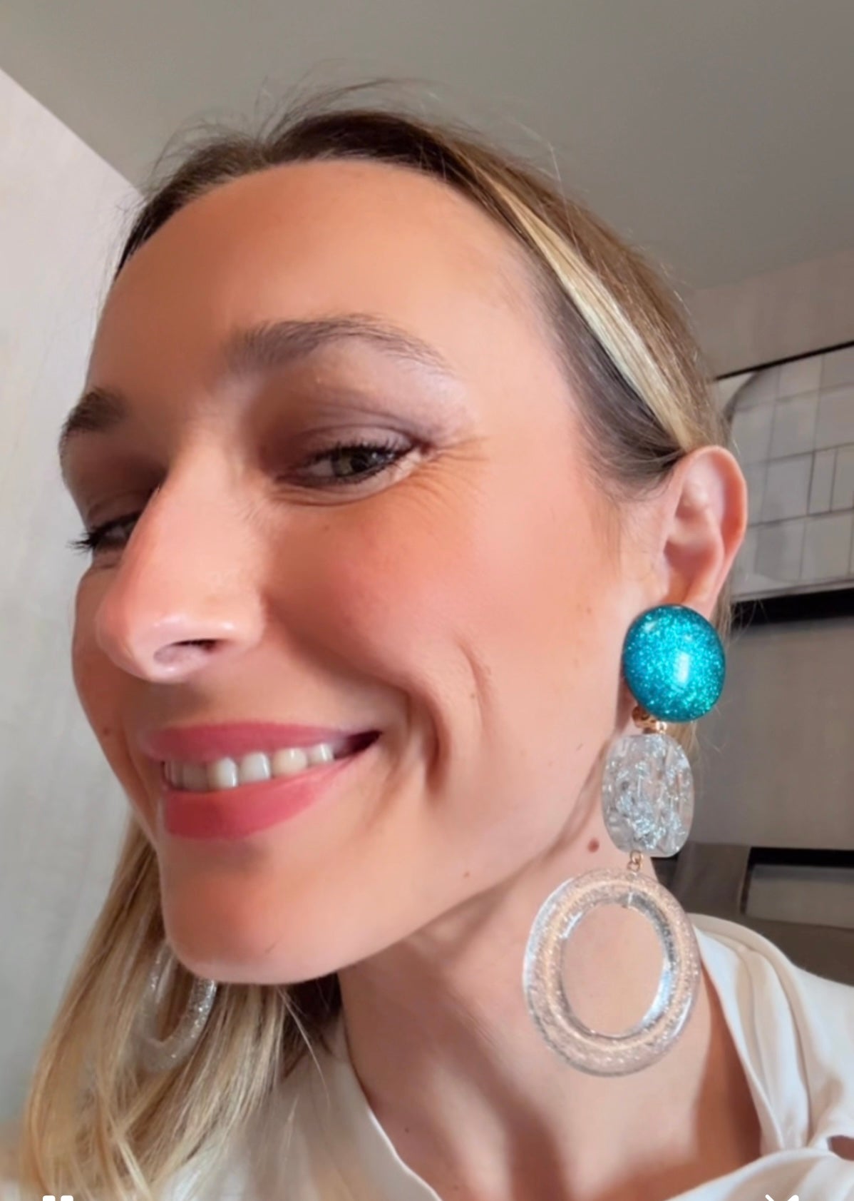 Boucles d’oreilles FRANCINE BRAMLI : édition limitée givrées avec feuilles d’argent
