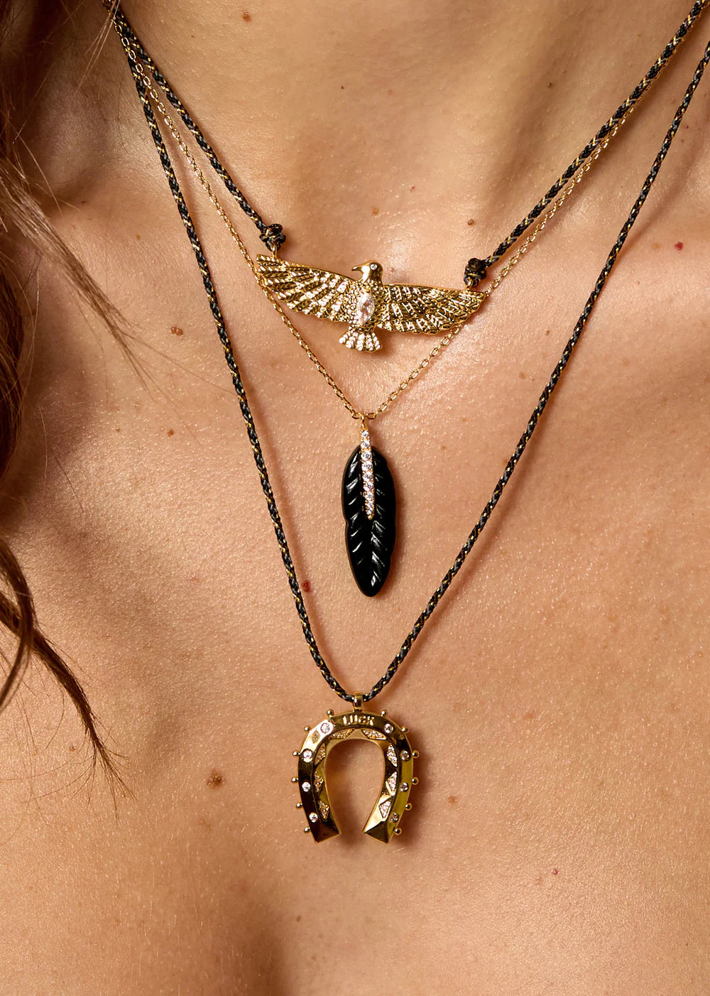 COLLIER - BLACK PLUME