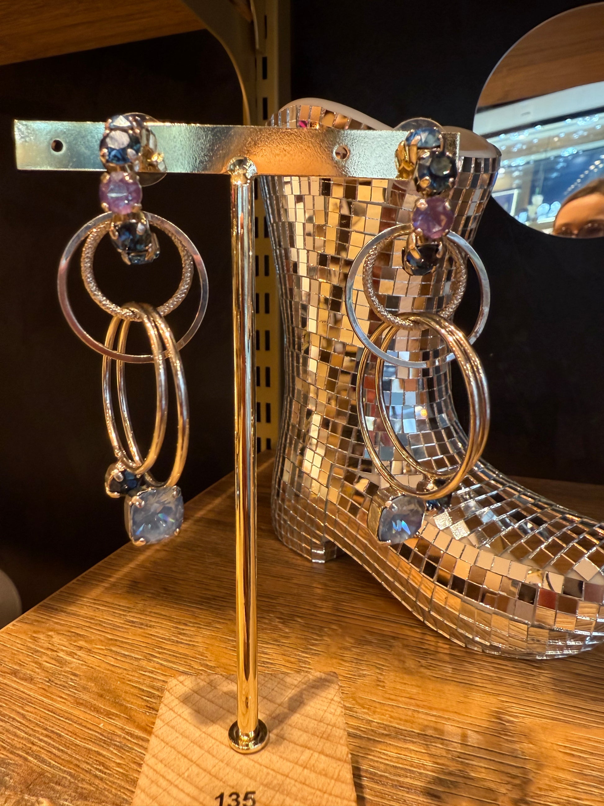 Boucles d'oreilles argentés avec cristaux de couleurs en dégradé