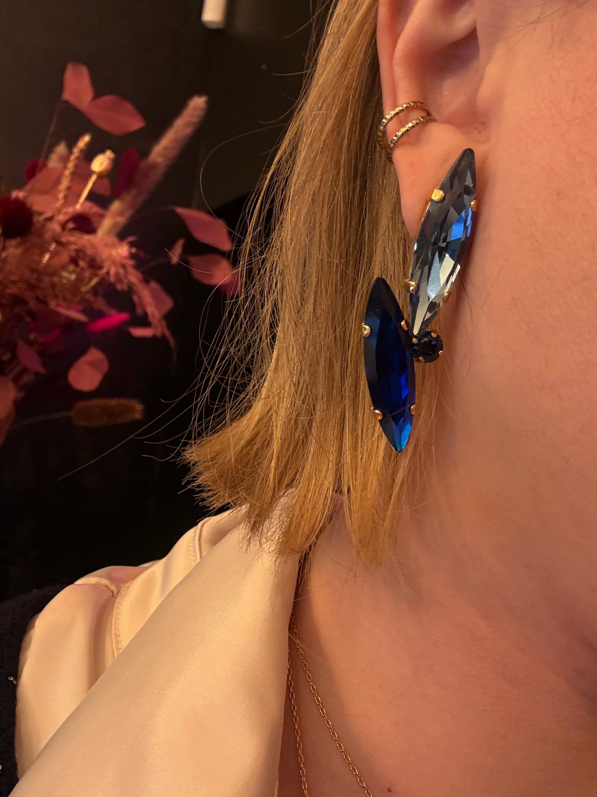 BOUCLES D'OREILLES NAVETTES BLEU MARINE DÉGRADÉES