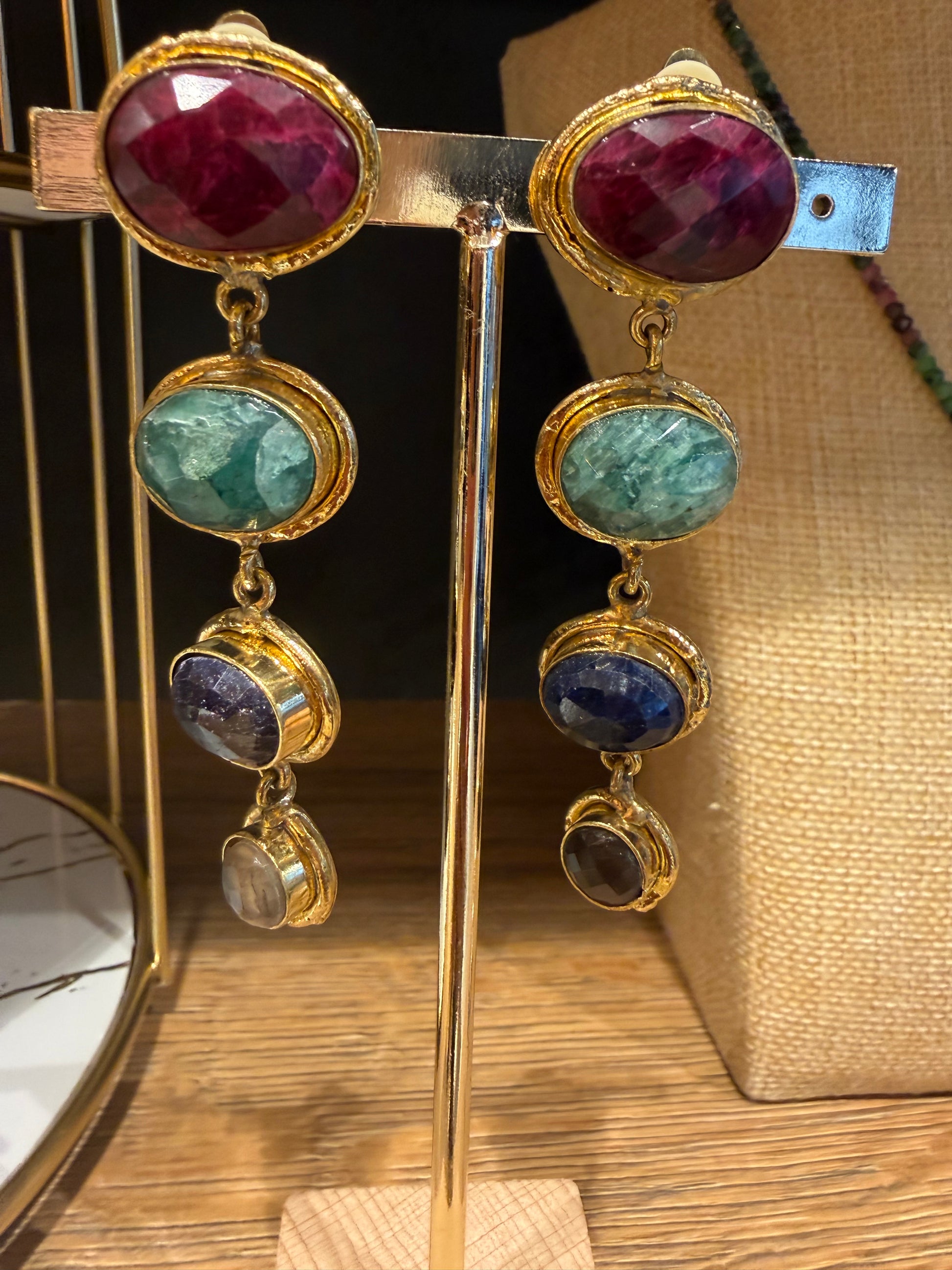 BOUCLES D'OREILLES CASCADE DE PIERRES SUR CLIP