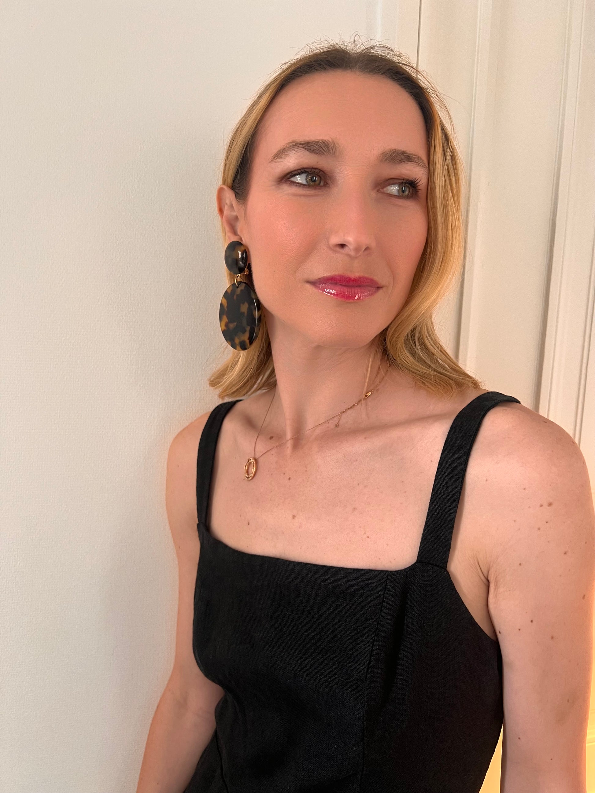 Boucles d'oreilles Francine Bramli: TURTOISE L ECAILLE FONCÉ