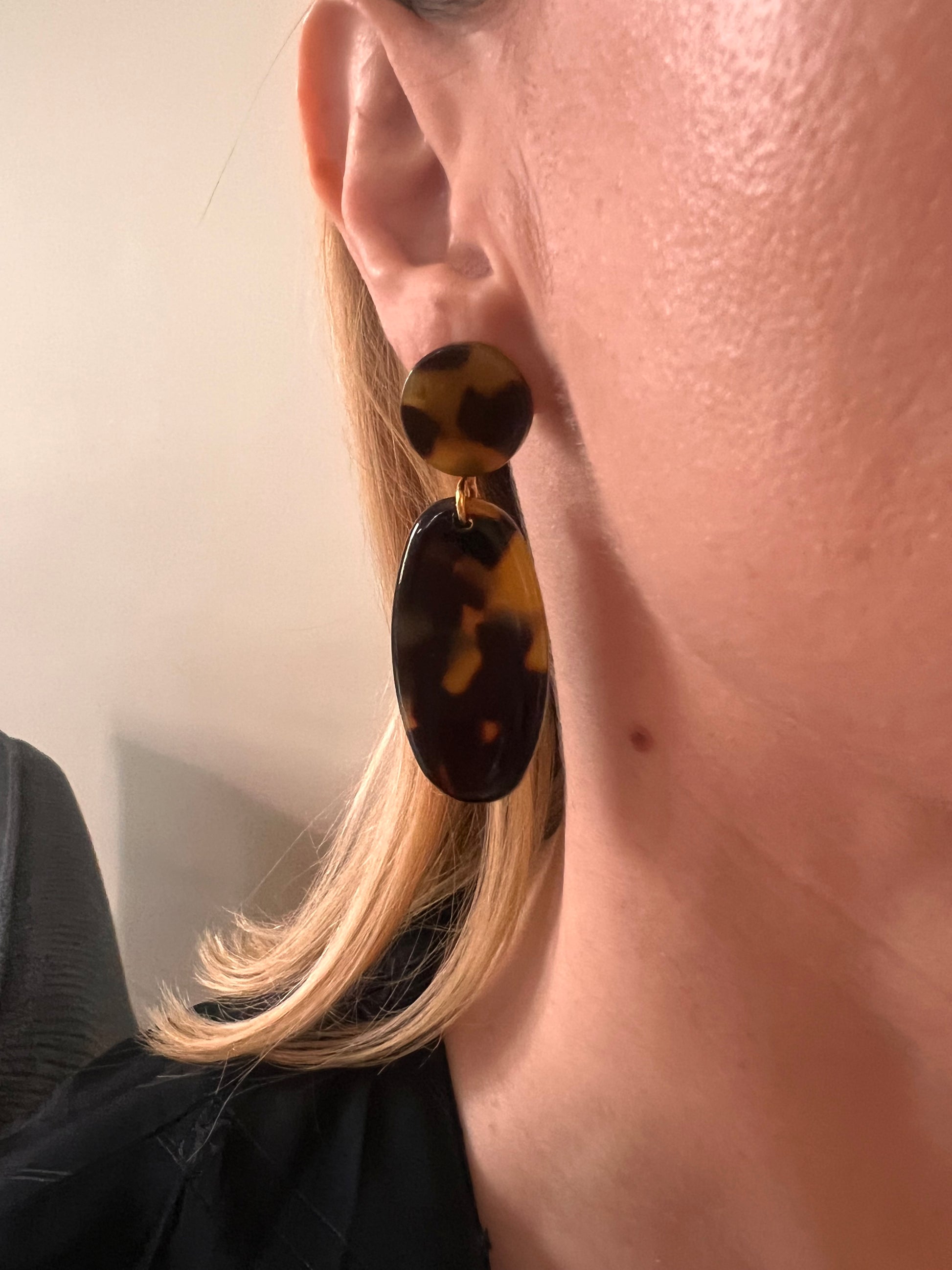 Boucles d'oreilles Francine Bramli: EDITION LIMITÉE ECAILLE
