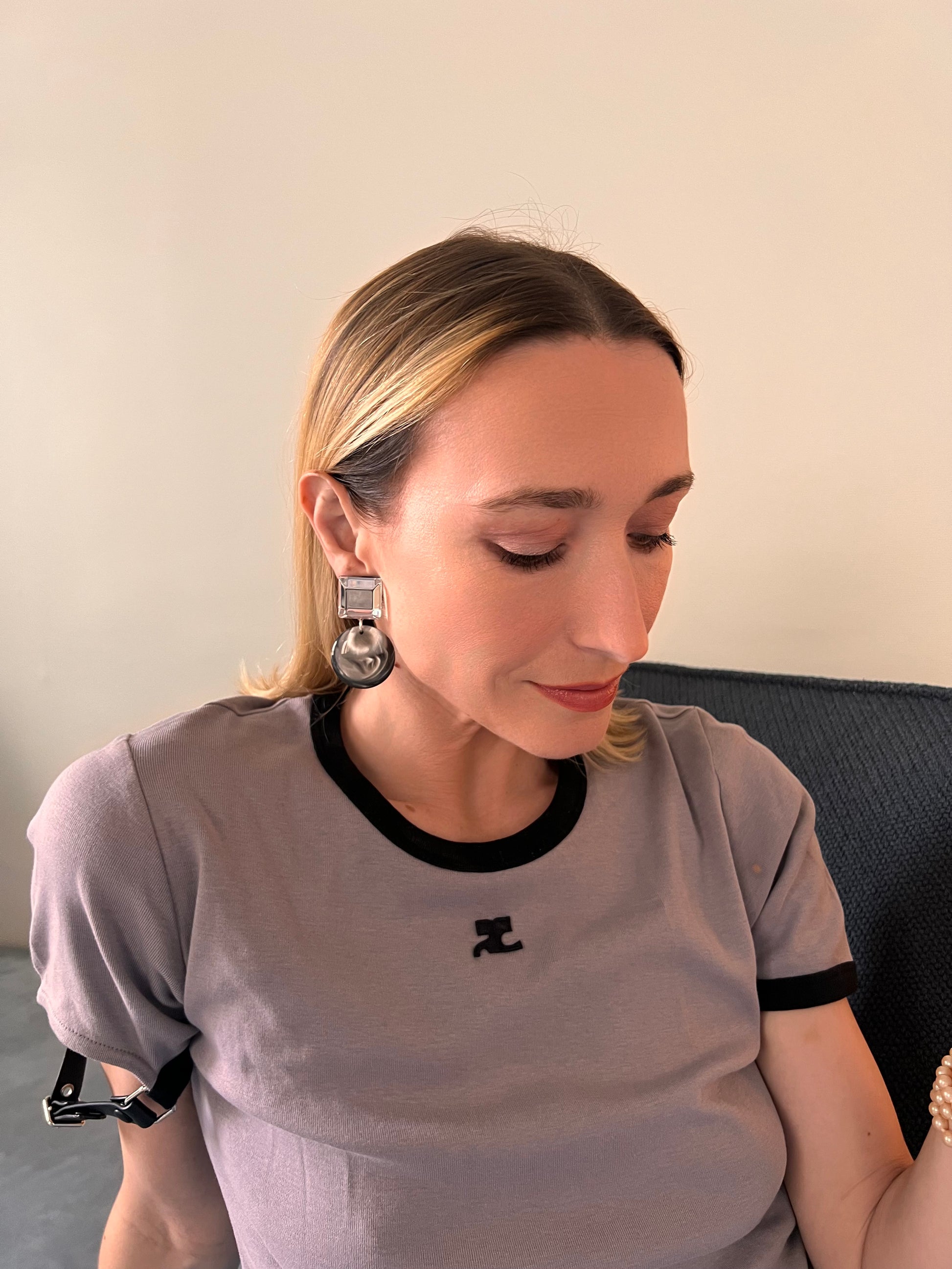 Boucles d'oreilles Francine Bramli: SALSA S GRISE ET STRASS