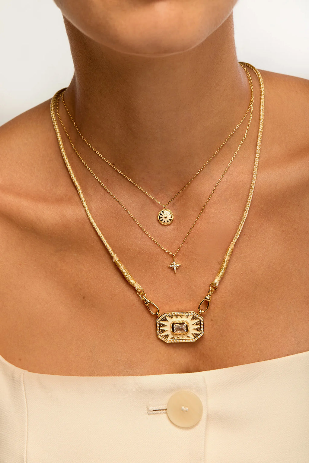 COLLIER - IVORY FLOWER