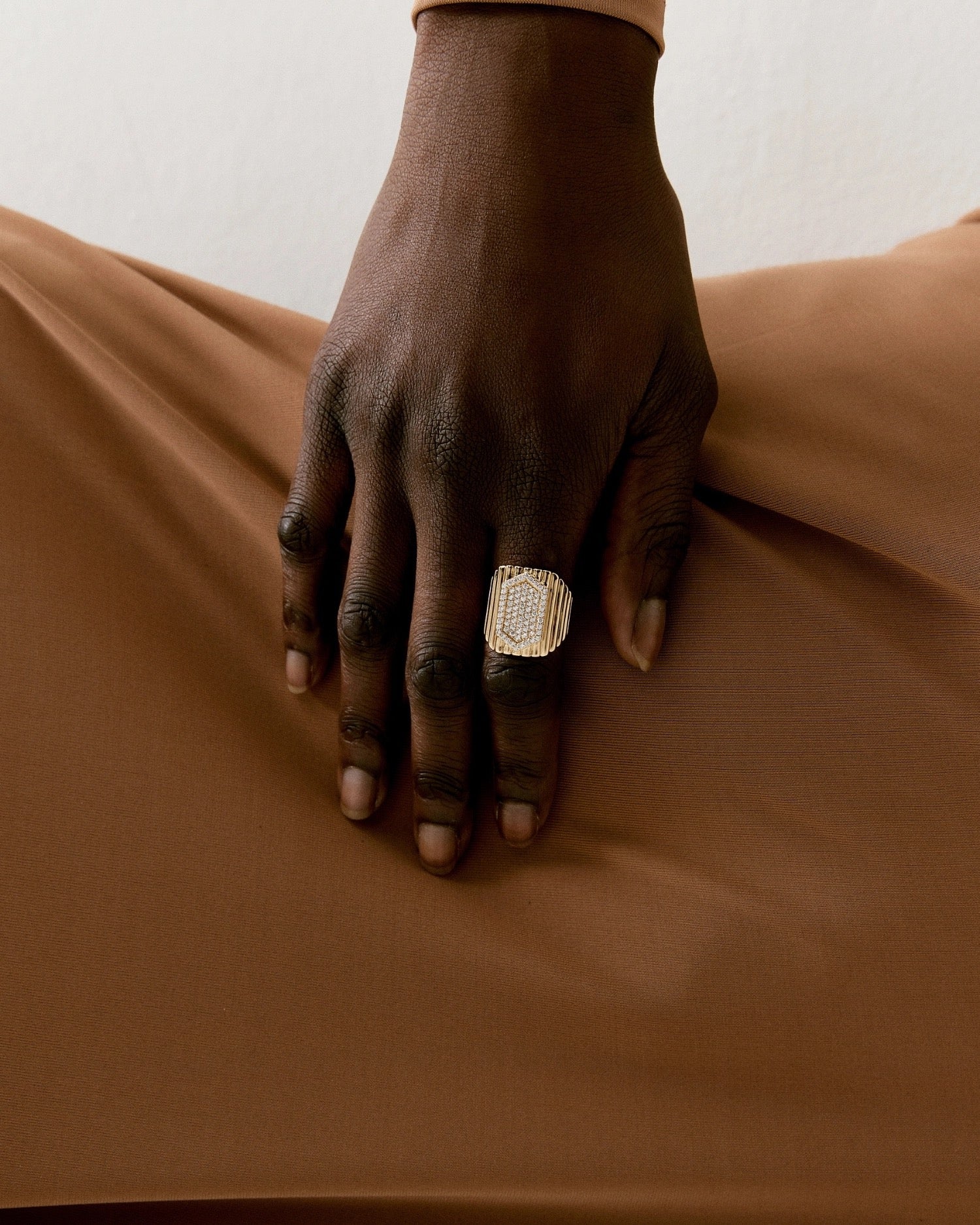 BAGUE DYNASTY SIGAL