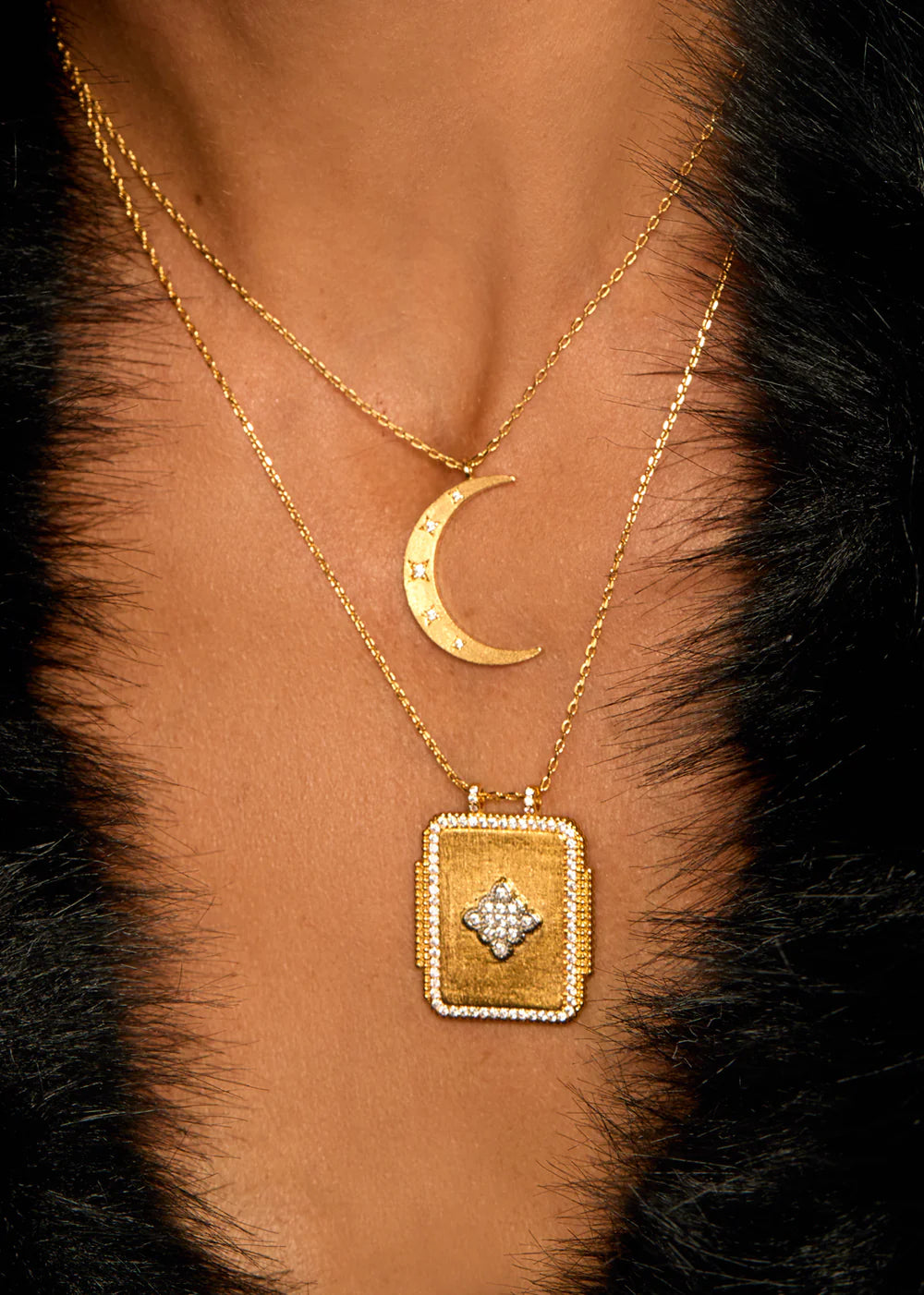 COLLIER STAR MOON