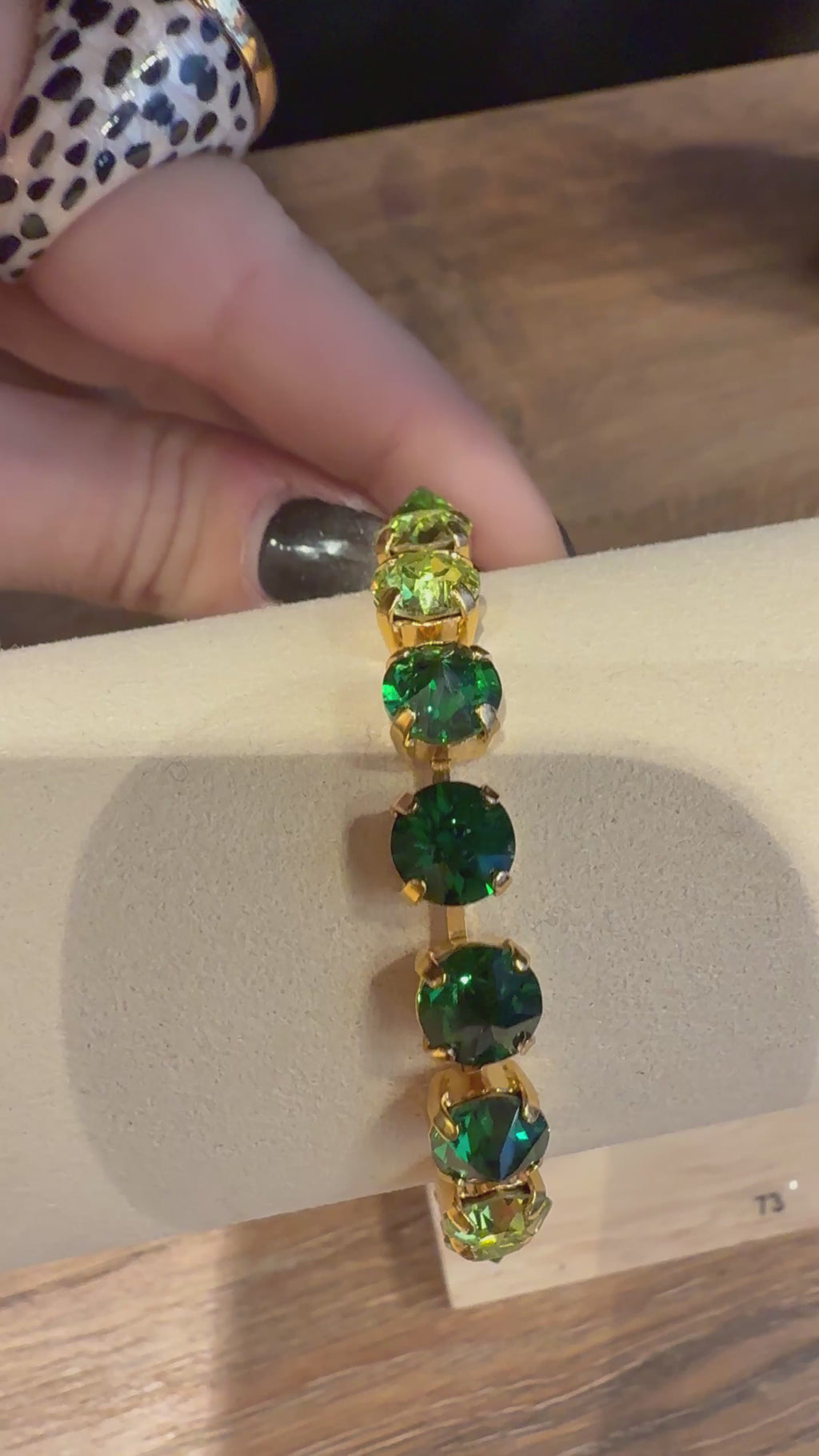 BRACELET CASCADE DE CRISTAUX VERT